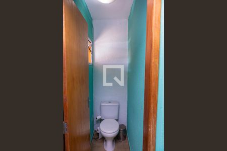 Casa à venda com 230m², 2 quartos e 4 vagaslavabo 2