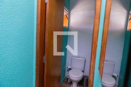 Casa à venda com 230m², 2 quartos e 4 vagaslavabo 2