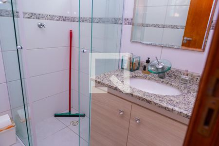 Casa à venda com 230m², 2 quartos e 4 vagasSuíte