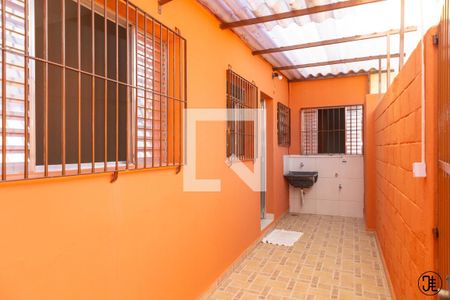 Casa para alugar com 75m², 2 quartos e 1 vaga Casa para alugar com 75m², 2 quartos e 1 vagaÁrea de Serviço
