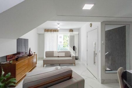 Sala 1 de casa à venda com 3 quartos, 320m² em Cabral, Contagem