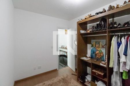 Casa à venda com 320m², 3 quartos e 5 vagas Casa à venda com 320m², 3 quartos e 5 vagasQuarto 1