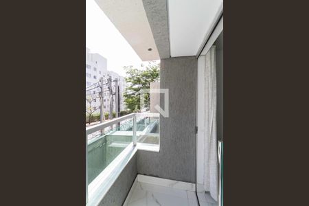 Varanda da sala 1 de casa à venda com 3 quartos, 320m² em Cabral, Contagem