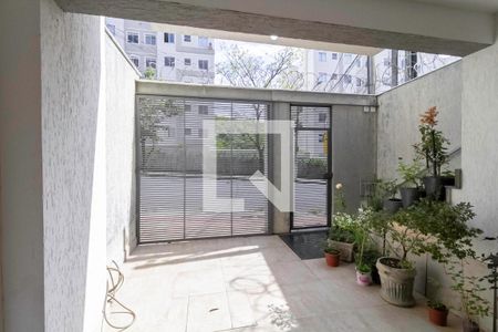 Casa à venda com 320m², 3 quartos e 5 vagas Casa à venda com 320m², 3 quartos e 5 vagasEntrada