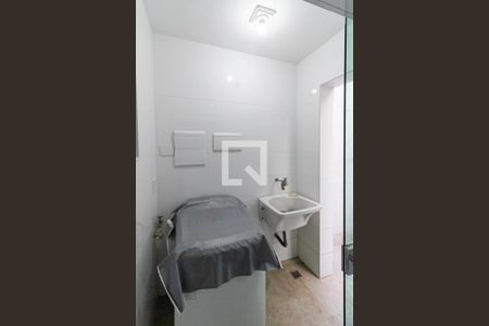 Casa à venda com 320m², 3 quartos e 5 vagas Casa à venda com 320m², 3 quartos e 5 vagasÁrea de serviço