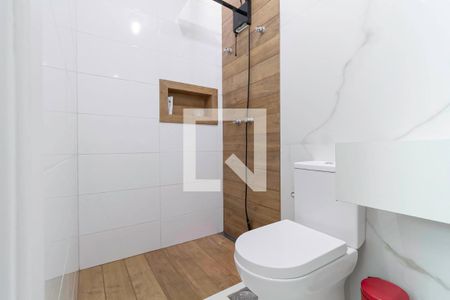 Casa à venda com 320m², 3 quartos e 5 vagas Casa à venda com 320m², 3 quartos e 5 vagasBanheiro social 1