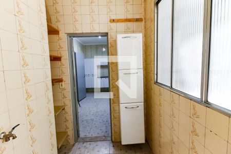 Apartamento para alugar com 60m², 2 quartos e 1 vagaDetalhe da area de serviço