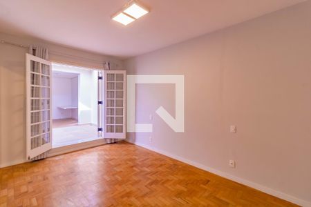 Suíte de casa à venda com 3 quartos, 205m² em Planalto Paulista, São Paulo