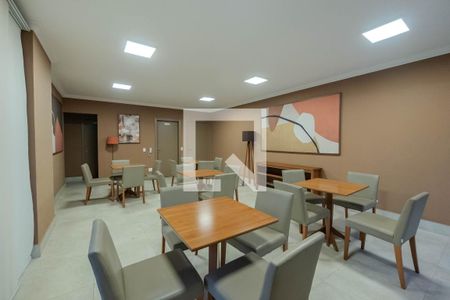 Apartamento para alugar com 69m², 2 quartos e 1 vagaÁrea comum - Salão de festas