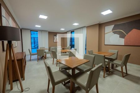 Apartamento para alugar com 69m², 2 quartos e 1 vagaÁrea comum - Salão de festas