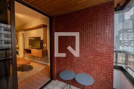 Apartamento para alugar com 69m², 2 quartos e 1 vagaSacada