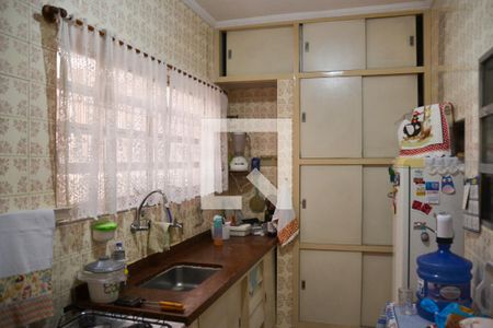 Casa à venda com 230m², 3 quartos e 2 vagas Casa à venda com 230m², 3 quartos e 2 vagasCozinha