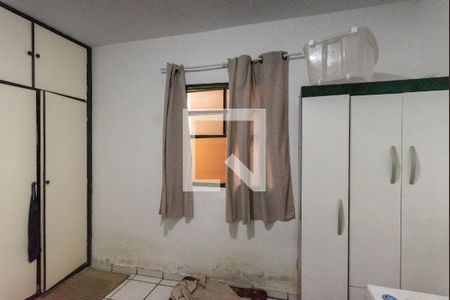 Casa à venda com 284m², 3 quartos e 2 vagasQuarto 2