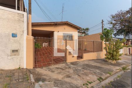 Casa à venda com 284m², 3 quartos e 2 vagasFachada