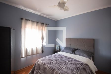 Casa à venda com 319m², 7 quartos e 5 vagas Casa à venda com 319m², 7 quartos e 5 vagasQuarto 2