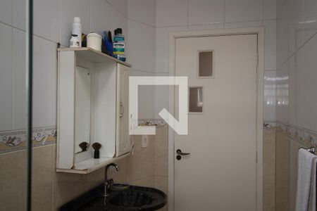 Casa à venda com 319m², 7 quartos e 5 vagas Casa à venda com 319m², 7 quartos e 5 vagasBanheiro