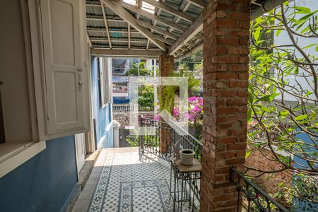 Casa para alugar com 300m², 4 quartos e 6 vagasVaranda