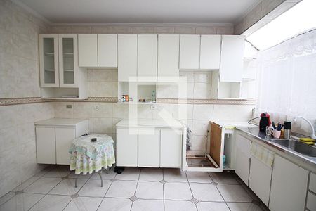 Casa à venda com 240m², 3 quartos e 4 vagasCozinha 