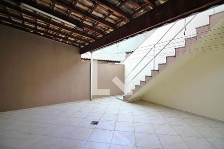 Casa à venda com 240m², 3 quartos e 4 vagasEspaço Gourmet