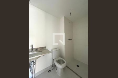 Apartamento para alugar com 28m², 1 quarto e sem vaga Apartamento para alugar com 28m², 1 quarto e sem vagaBanheiro da Suíte