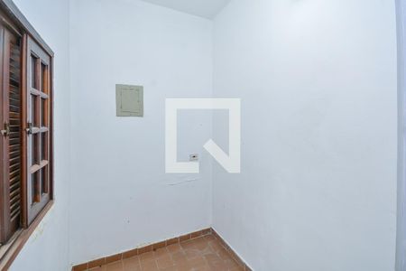 Casa à venda com 472m², 3 quartos e 4 vagasQuarto 2