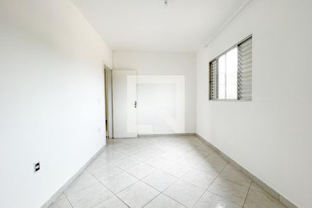 Casa à venda com 120m², 4 quartos e 3 vagasQuarto 2