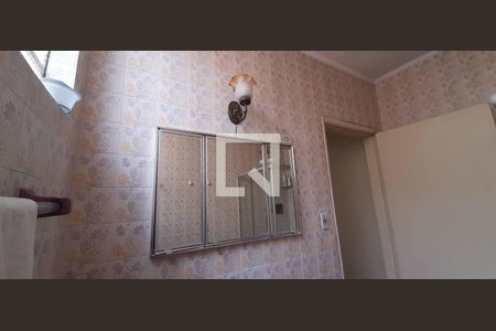 Casa à venda com 400m², 3 quartos e 4 vagas Casa à venda com 400m², 3 quartos e 4 vagasBanheiro 2