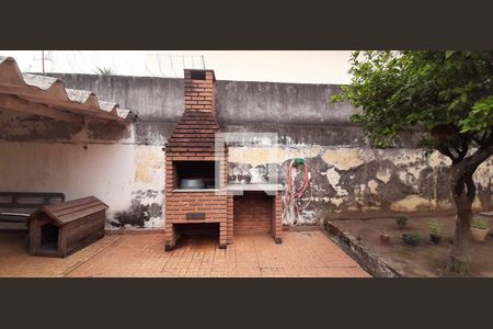 Casa à venda com 400m², 3 quartos e 4 vagas Casa à venda com 400m², 3 quartos e 4 vagasQuintal