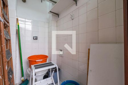Apartamento à venda com 86m², 2 quartos e 1 vagaÁrea de Serviço - Banheiro