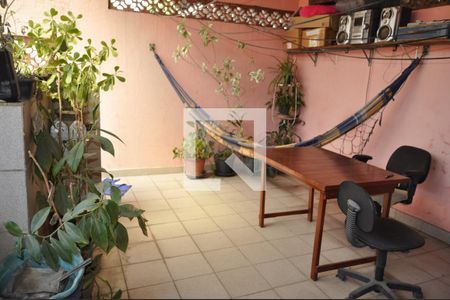 Casa à venda com 108m², 3 quartos e 1 vagaTerraço