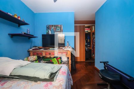 Apartamento à venda com 142m², 4 quartos e 3 vagasQuarto 3