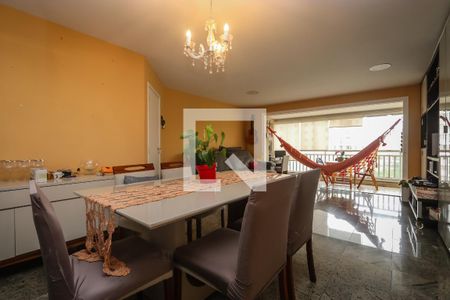 Apartamento à venda com 142m², 4 quartos e 3 vagasSala