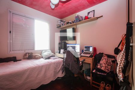 Apartamento à venda com 142m², 4 quartos e 3 vagasQuarto 2