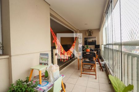 Apartamento à venda com 142m², 4 quartos e 3 vagasVaranda