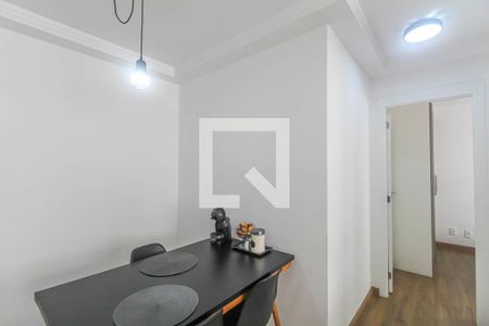 Sala/Cozinha de apartamento para alugar com 1 quarto, 37m² em Vila Graciosa, São Paulo