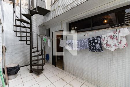 Casa à venda com 149m², 3 quartos e 2 vagas Casa à venda com 149m², 3 quartos e 2 vagasQuintal