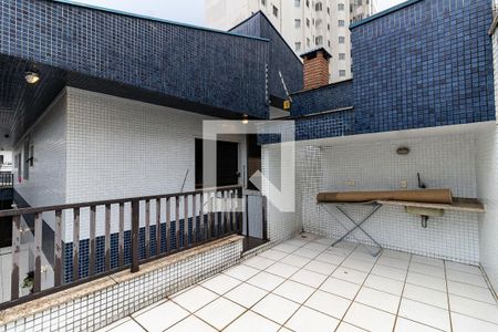 Casa à venda com 149m², 3 quartos e 2 vagas Casa à venda com 149m², 3 quartos e 2 vagasTerraço
