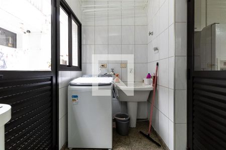 Casa à venda com 149m², 3 quartos e 2 vagas Casa à venda com 149m², 3 quartos e 2 vagasLavanderia