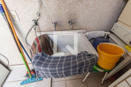 Casa à venda com 300m², 5 quartos e 1 vagaÁrea de serviço casa 2