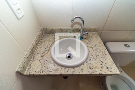 Casa de condomínio para alugar com 112m², 2 quartos e 2 vagas Casa de condomínio para alugar com 112m², 2 quartos e 2 vagasBanheiro da Suíte 1