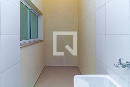 Casa de condomínio para alugar com 112m², 2 quartos e 2 vagas Casa de condomínio para alugar com 112m², 2 quartos e 2 vagasÁrea de Serviço