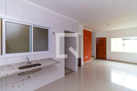 Casa de condomínio para alugar com 112m², 2 quartos e 2 vagas Casa de condomínio para alugar com 112m², 2 quartos e 2 vagasCozinha