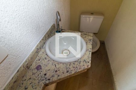 Casa de condomínio à venda com 112m², 2 quartos e 2 vagasBanheiro 4 Lavabo