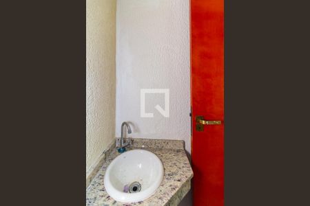 Casa de condomínio à venda com 112m², 2 quartos e 2 vagasBanheiro 3 Lavabo