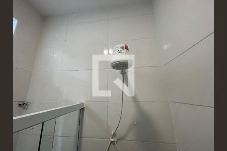 Banheiro Social de casa para alugar com 1 quarto, 24m² em Vila Butantã, São Paulo