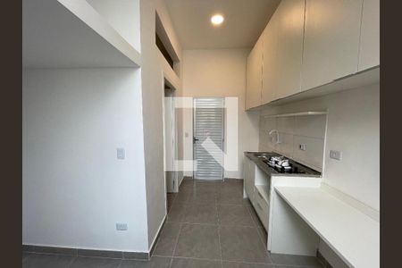 Kitnet de casa para alugar com 1 quarto, 24m² em Vila Butantã, São Paulo