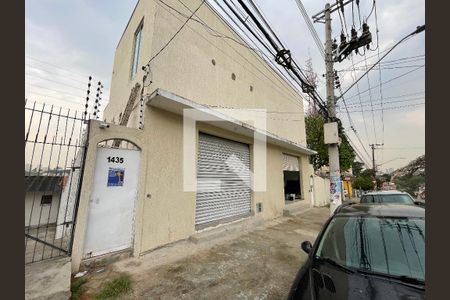 Casa para alugar com 24m², 1 quarto e sem vaga Casa para alugar com 24m², 1 quarto e sem vagaFachada