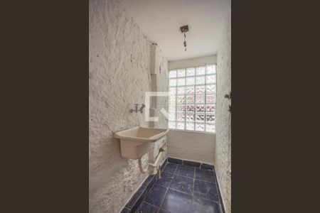 Casa para alugar com 60m², 1 quarto e 1 vagaÁrea de Serviço