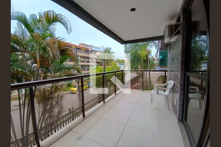 Apartamento à venda com 168m², 4 quartos e 2 vagas Apartamento à venda com 168m², 4 quartos e 2 vagasVaranda da Suíte