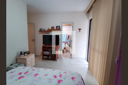 Apartamento à venda com 168m², 4 quartos e 2 vagas Apartamento à venda com 168m², 4 quartos e 2 vagasSuíte